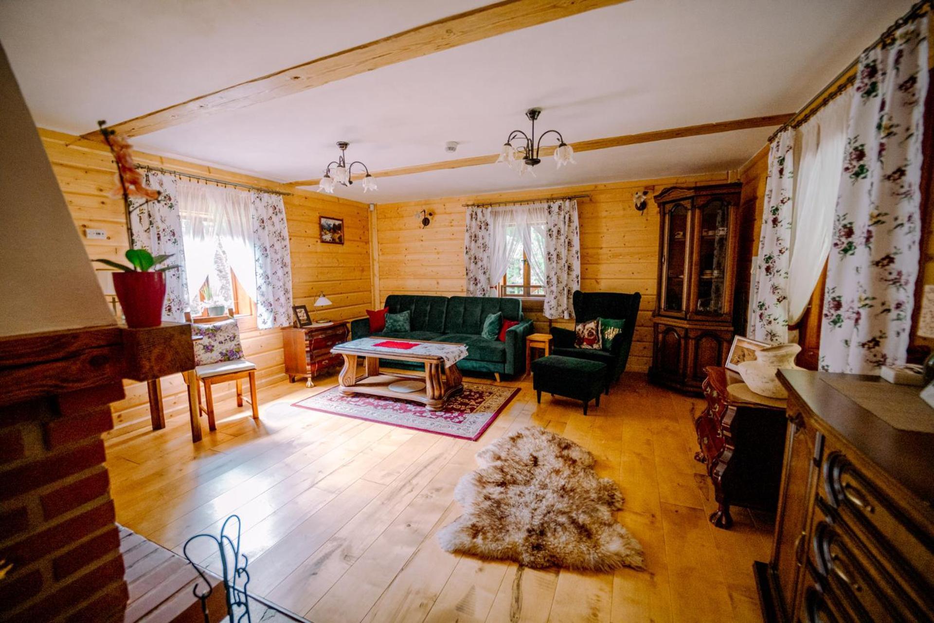 Klimatyczna Z Bali Na Roztoczu Villa Sulow (Lublin)